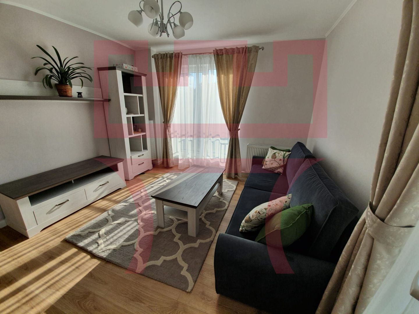 Inchiriere  apartament  luminos 2 camere zona Le Roy Europa Turzii